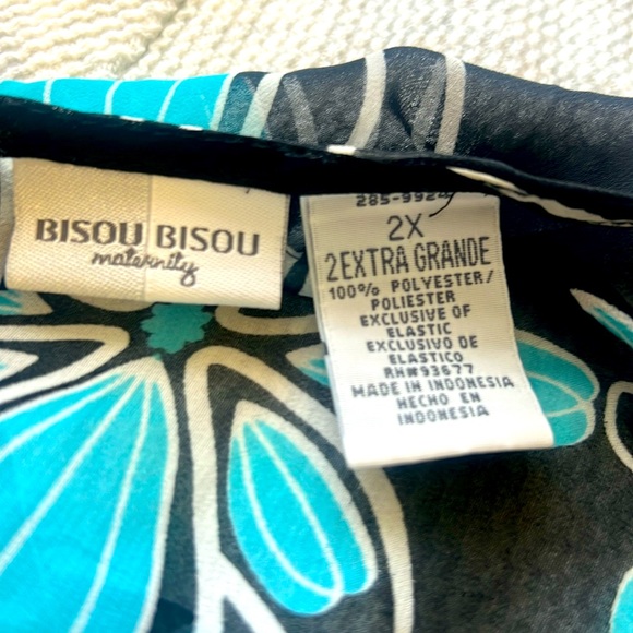 Bison Bisou maternity sheer blouse - Picture 2 of 5
